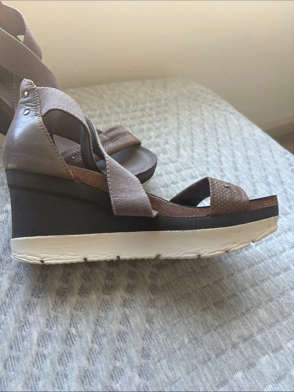 OTBT Taupe and Brown Crisscross Wedge Sandals
